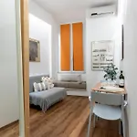 Casa Crispi By Hili